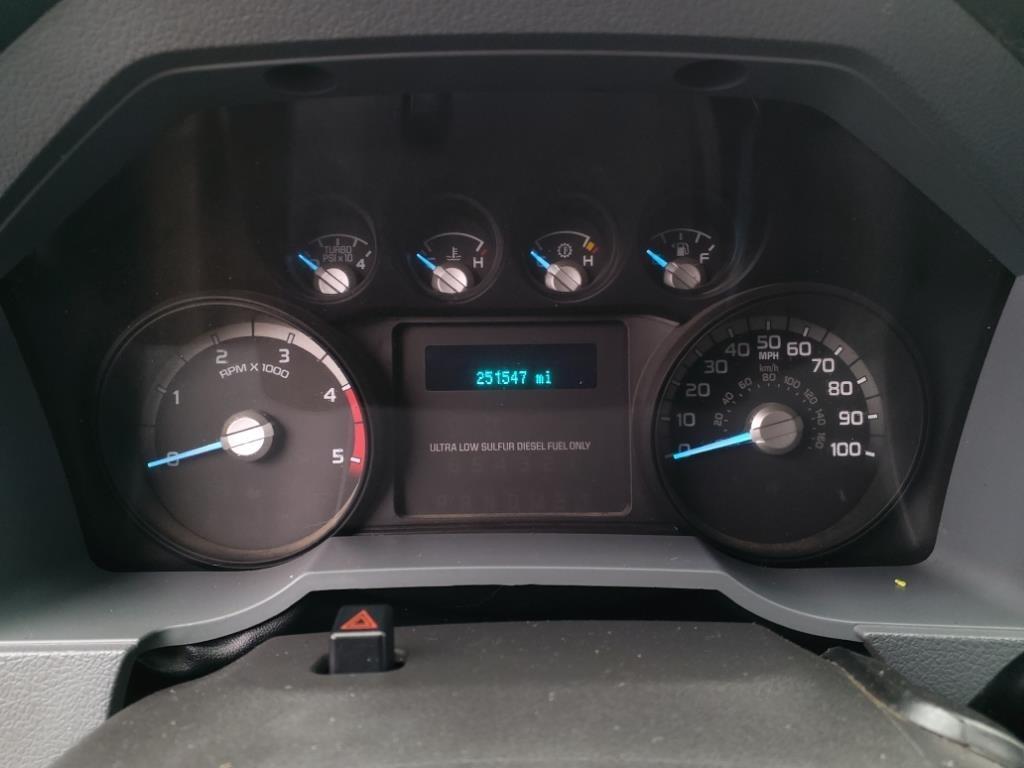 Ford F-350 SD King Ranch Crew Cab Long Bed DRW 2WD 2015