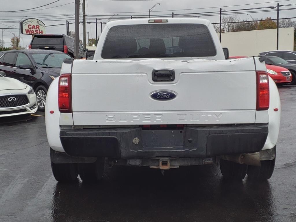 Ford F-350 SD King Ranch Crew Cab Long Bed DRW 2WD 2015