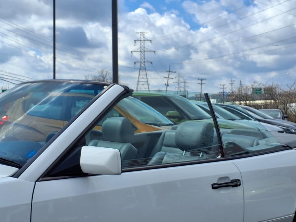 Mercedes-Benz E-Class E320 Cabriolet 1995