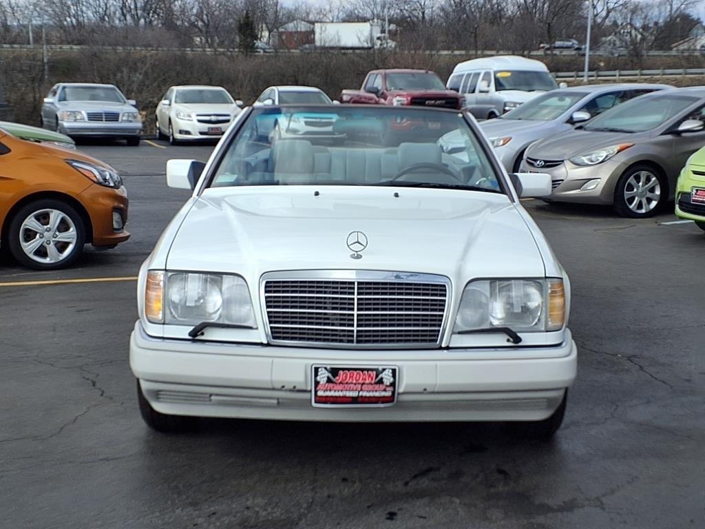 Mercedes-Benz E-Class E320 Cabriolet 1995