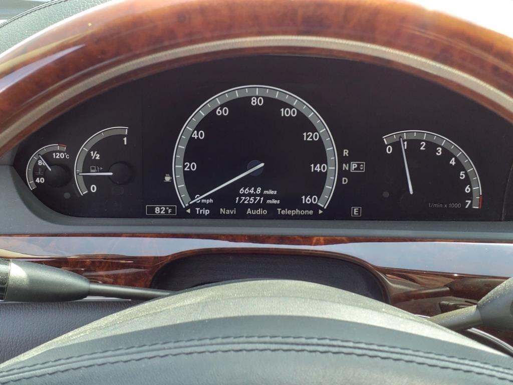 Mercedes-Benz S-Class S550 4-MATIC 2012