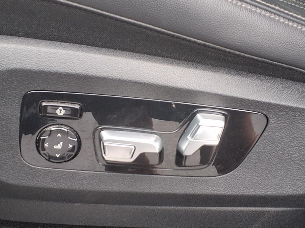 2020 BMW X7 40i - Photo 13