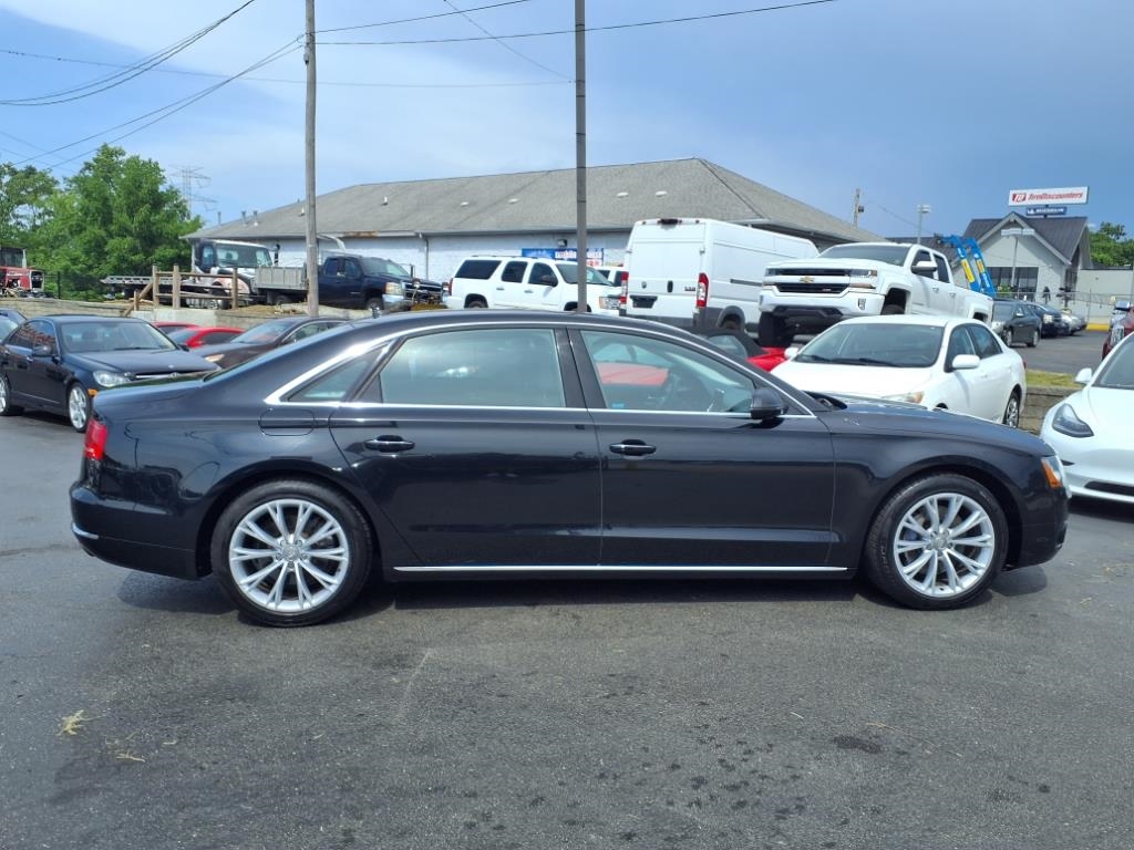 Audi A8 3.0 Sedan L quattro Tiptronic 2013 Audi A8 3.0 Sedan L quattro Tiptronic 2013