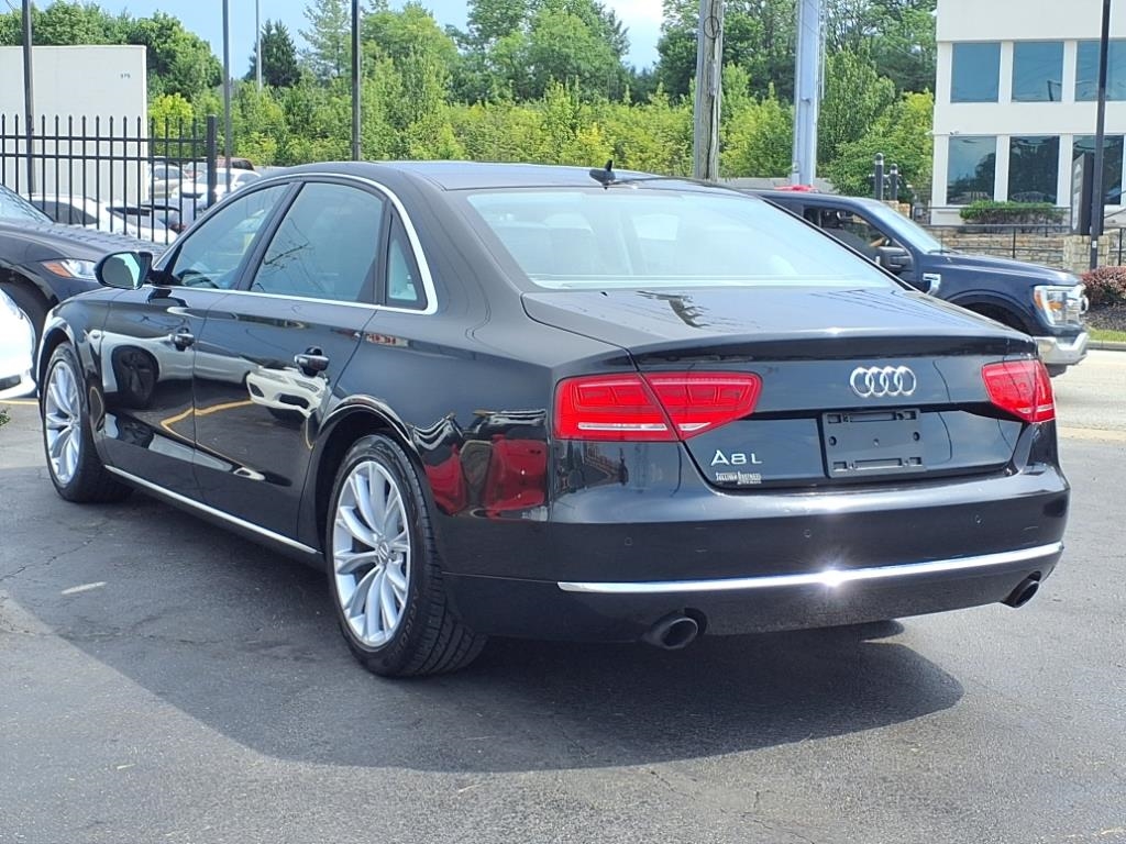 Audi A8 3.0 Sedan L quattro Tiptronic 2013 Audi A8 3.0 Sedan L quattro Tiptronic 2013