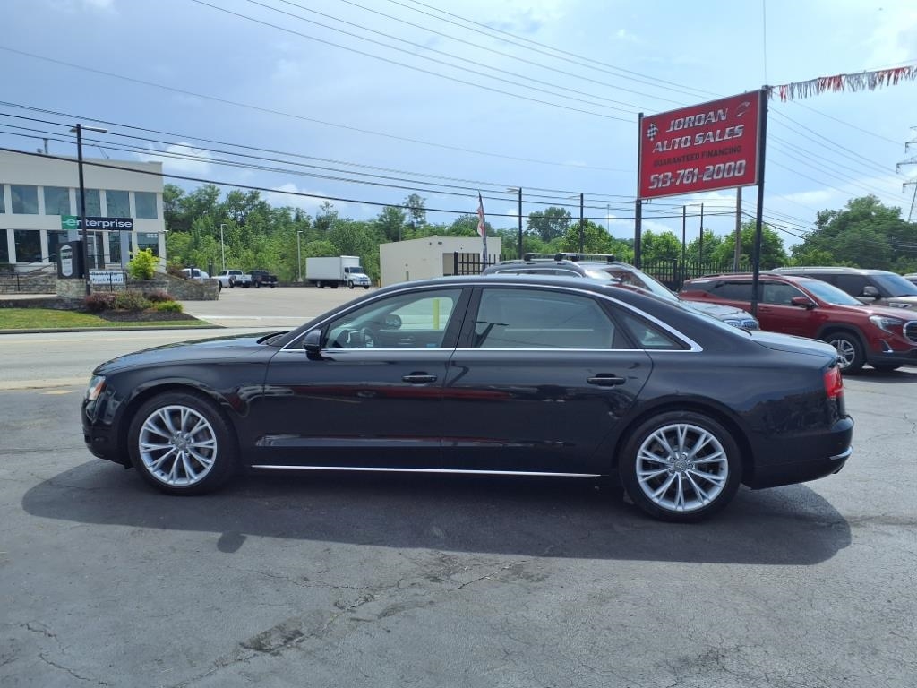 Audi A8 3.0 Sedan L quattro Tiptronic 2013 Audi A8 3.0 Sedan L quattro Tiptronic 2013