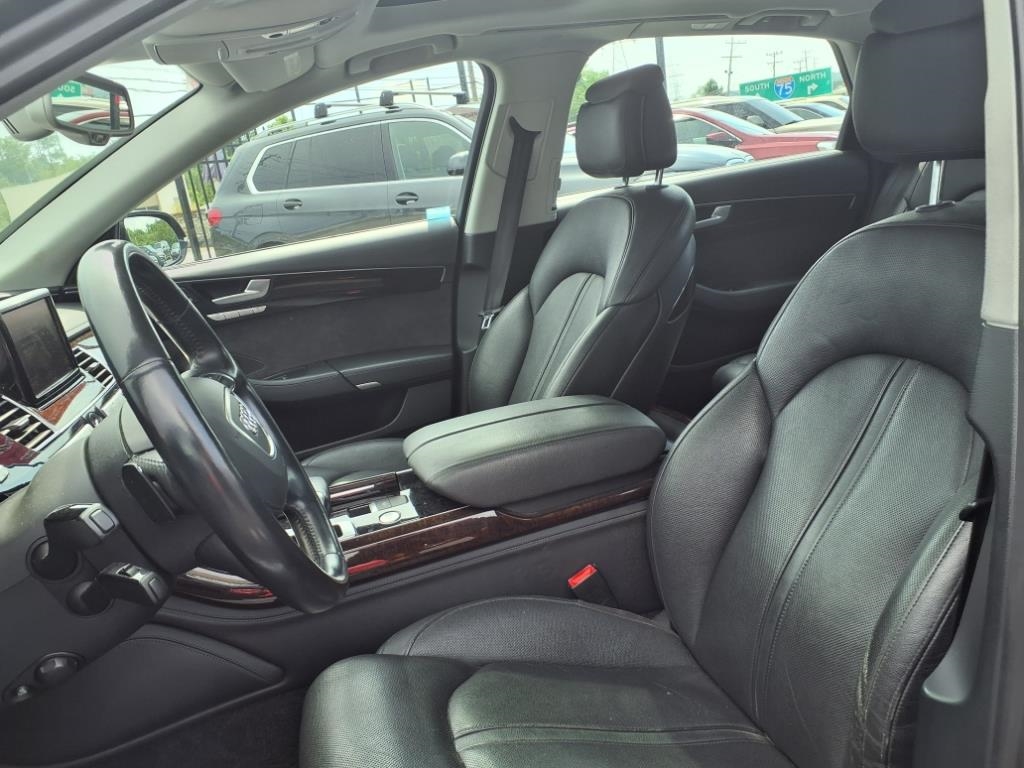 Audi A8 3.0 Sedan L quattro Tiptronic 2013 Audi A8 3.0 Sedan L quattro Tiptronic 2013