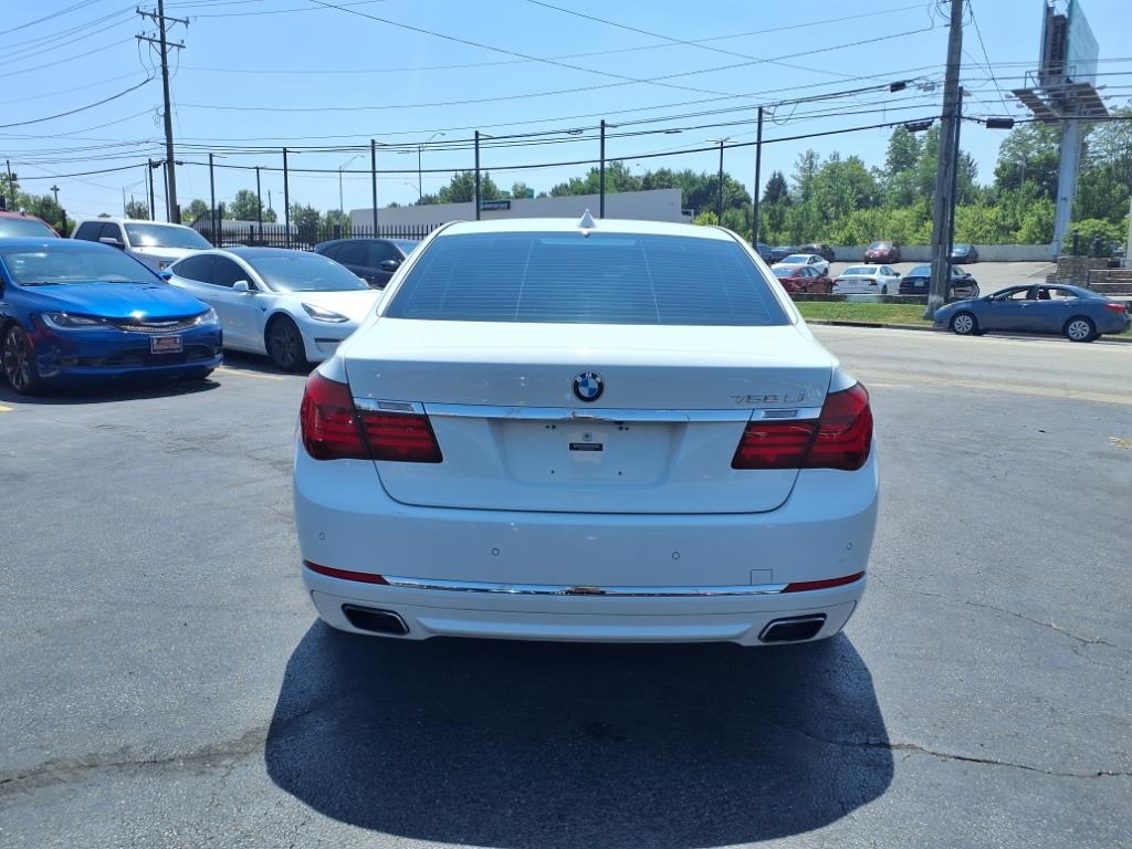 BMW 750Li xDrive  2013 BMW 750Li xDrive  2013