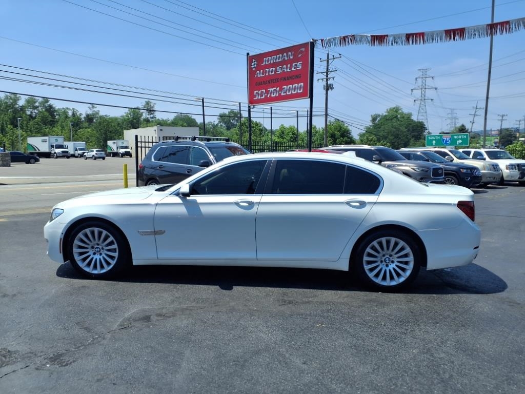 BMW 750Li xDrive  2013 BMW 750Li xDrive  2013