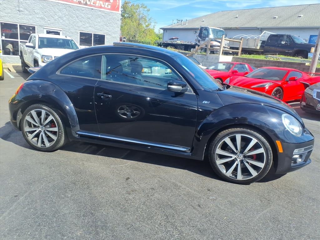 Volkswagen Beetle 2.0T Turbo 2014