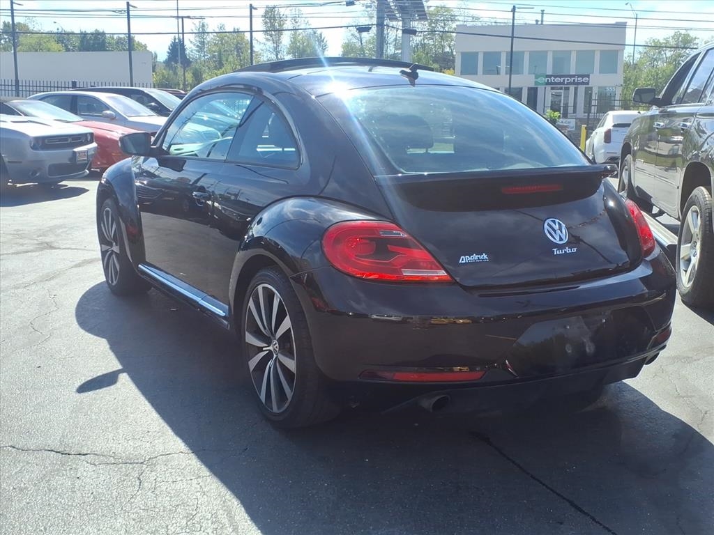 Volkswagen Beetle 2.0T Turbo 2014
