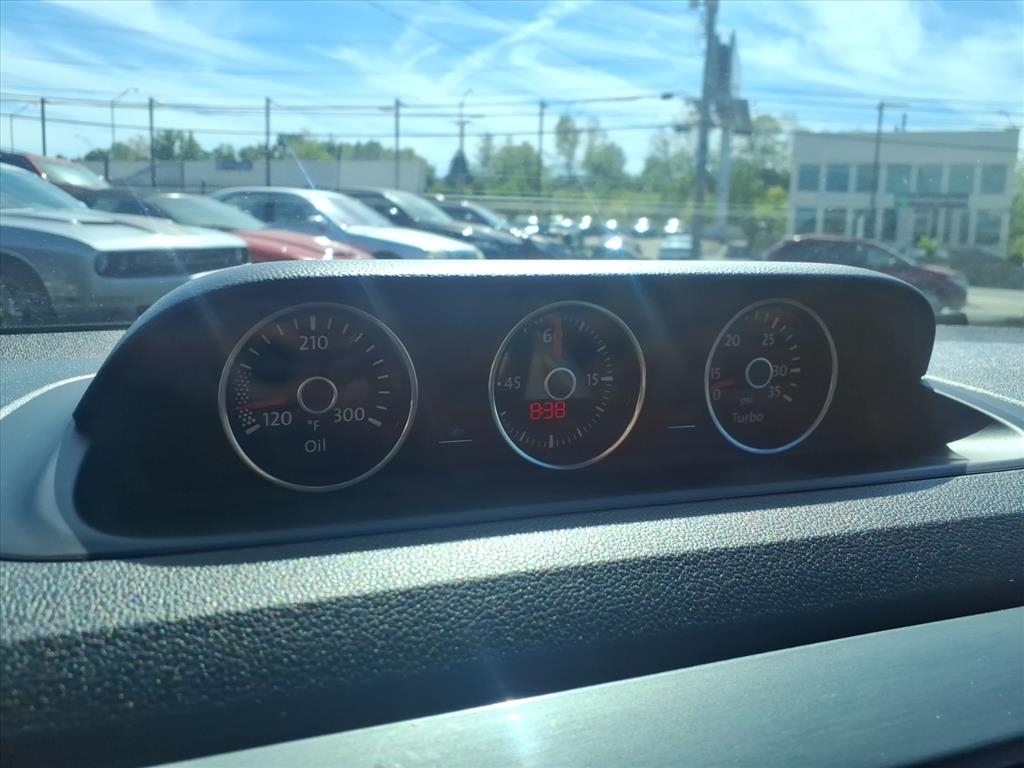 Volkswagen Beetle 2.0T Turbo 2014