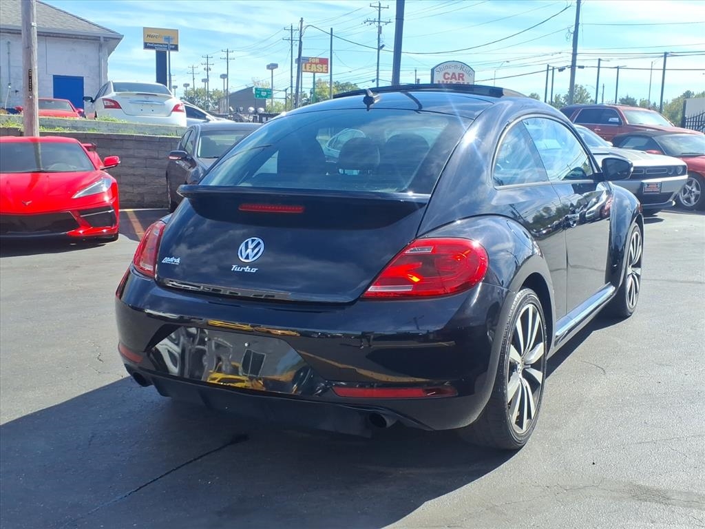 Volkswagen Beetle 2.0T Turbo 2014