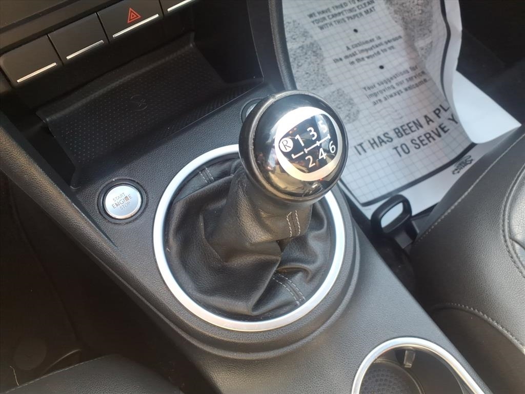 Volkswagen Beetle 2.0T Turbo 2014