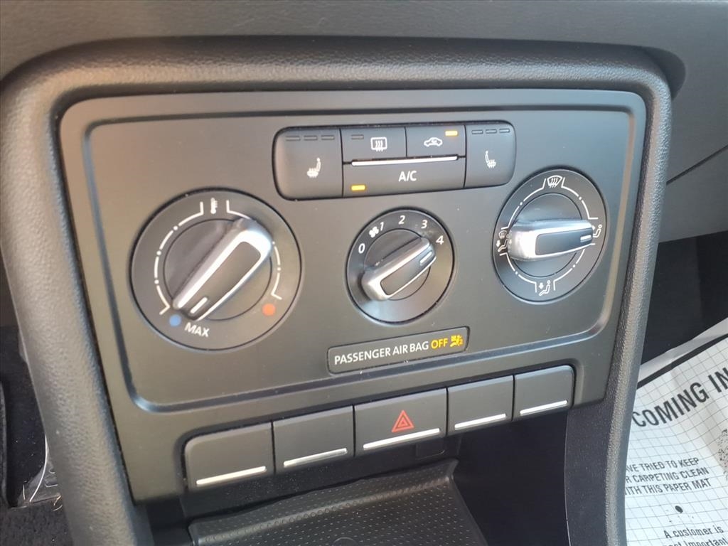 Volkswagen Beetle 2.0T Turbo 2014