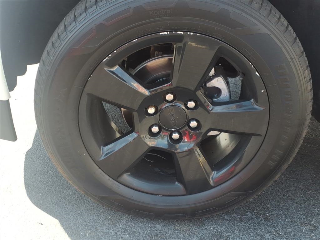 GMC Sierra 1500 Base Double Cab 4WD 2016