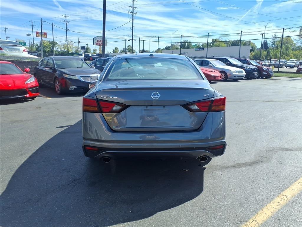 Nissan Altima 2.5 SR 2022