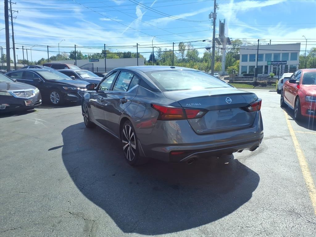 Nissan Altima 2.5 SR 2022