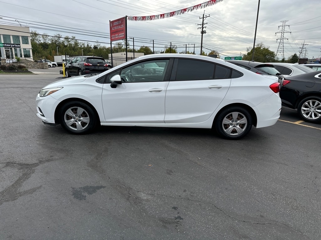 Chevrolet Cruze LS Auto 2017