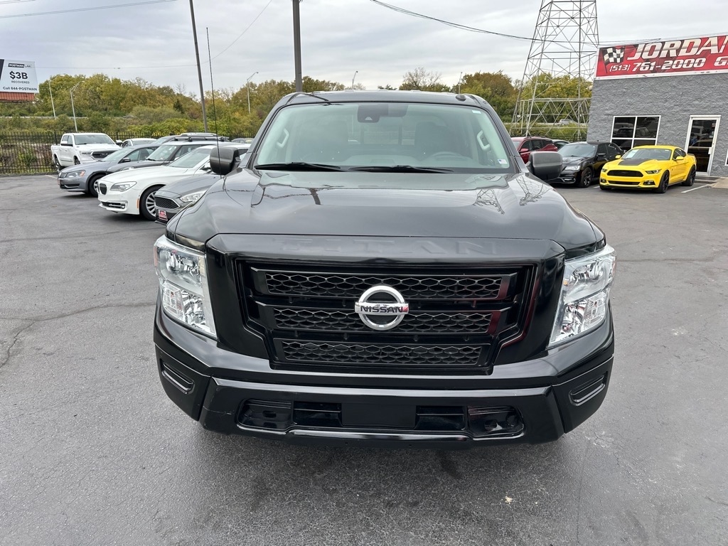Nissan Titan S Crew Cab 4WD 2021
