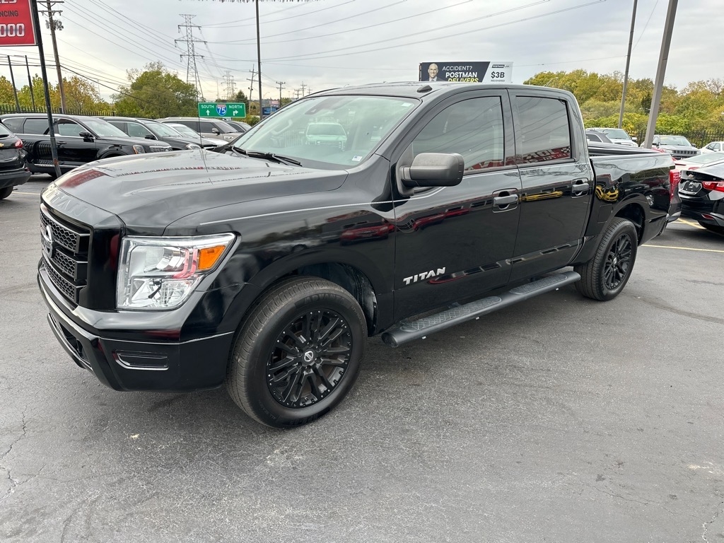 Nissan Titan S Crew Cab 4WD 2021