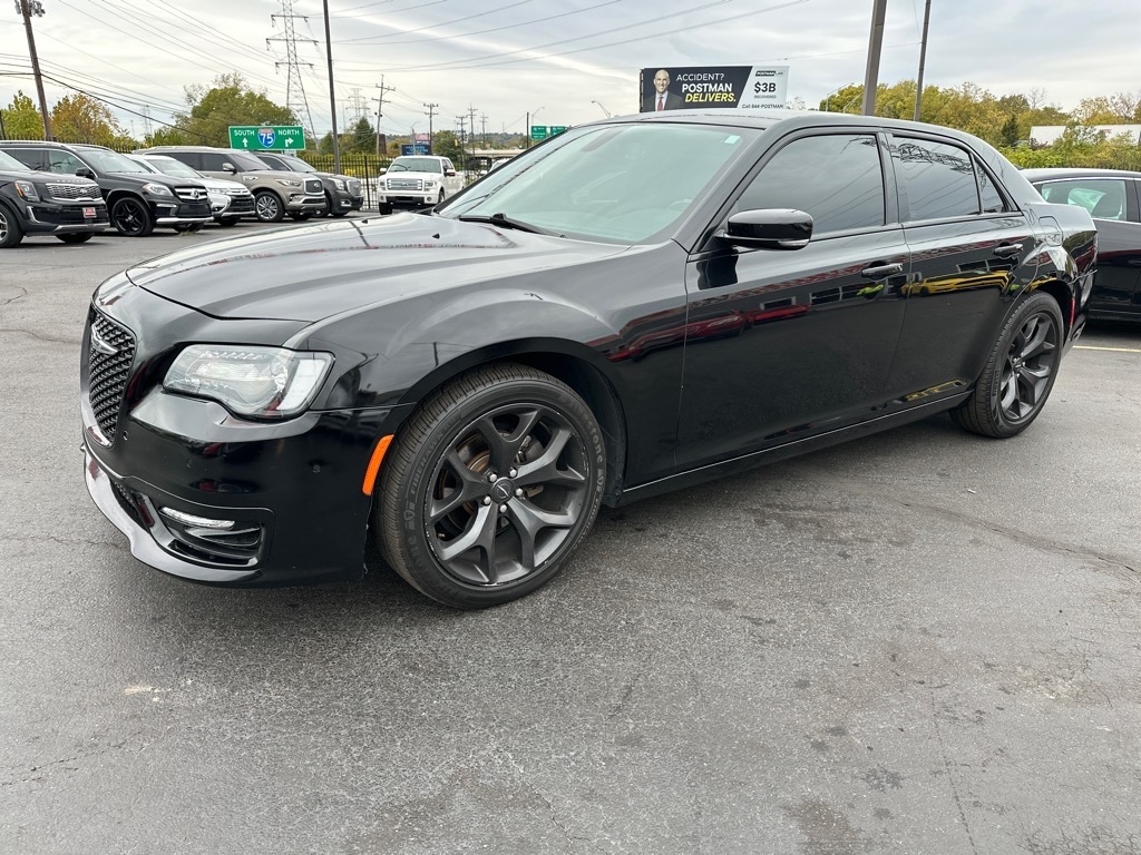 Chrysler 300 S V6 RWD 2021