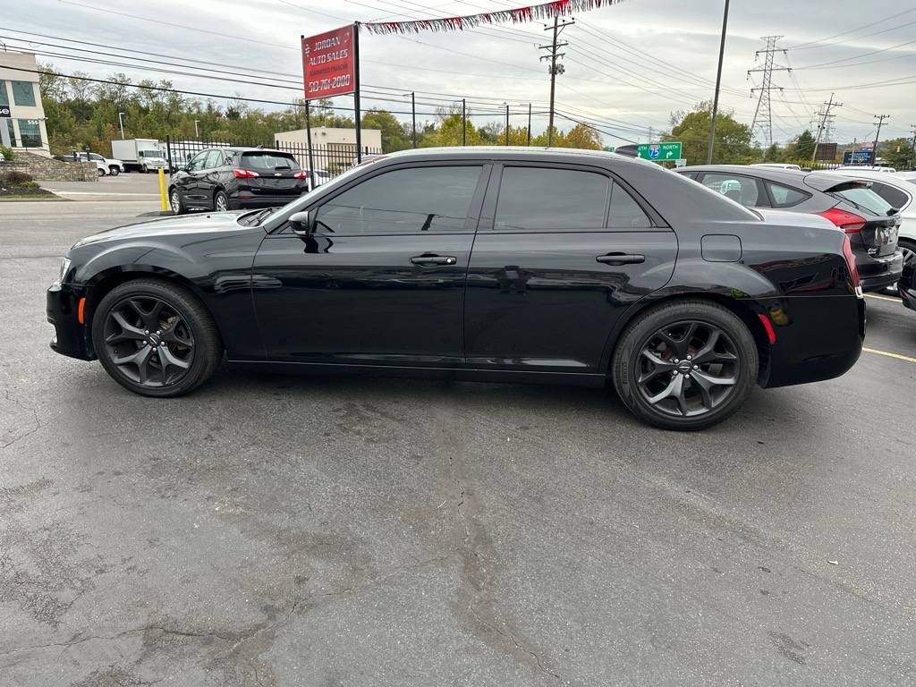 Chrysler 300 S V6 RWD 2021