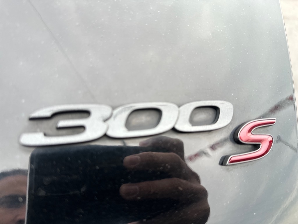 Chrysler 300 S V6 RWD 2021
