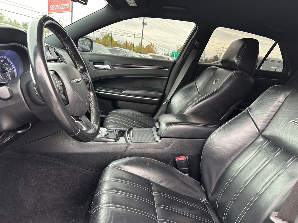 Chrysler 300 S V6 RWD 2021