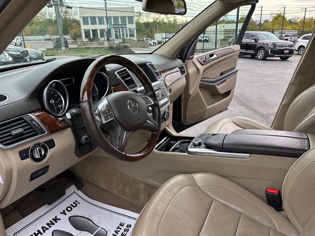 Mercedes-Benz GL-Class GL550 4MATIC 2014