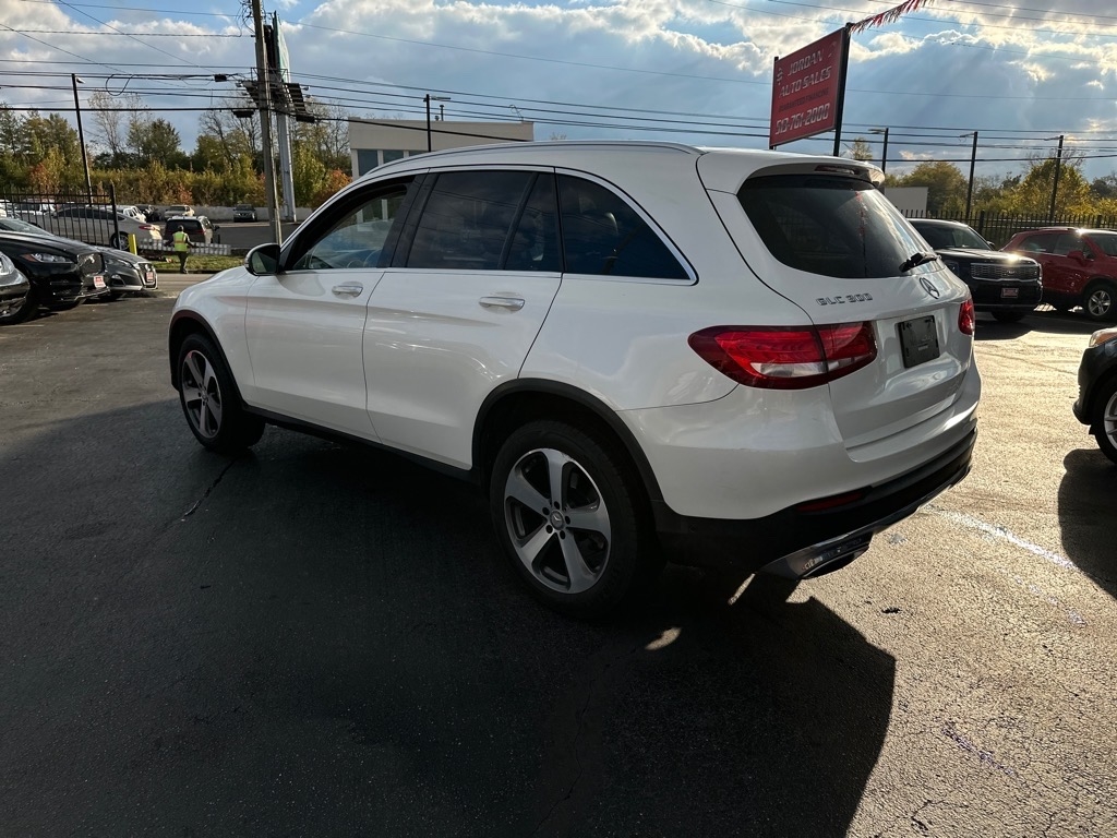 Mercedes-Benz GLC-Class GLC300 2016