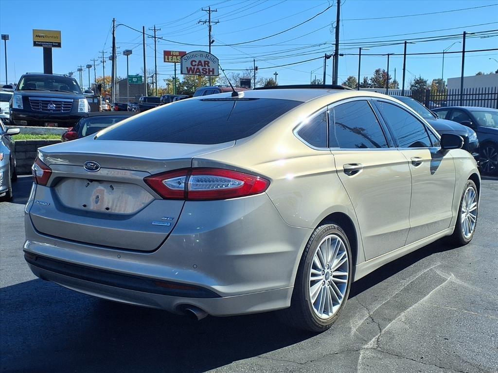 Ford Fusion SE 2015
