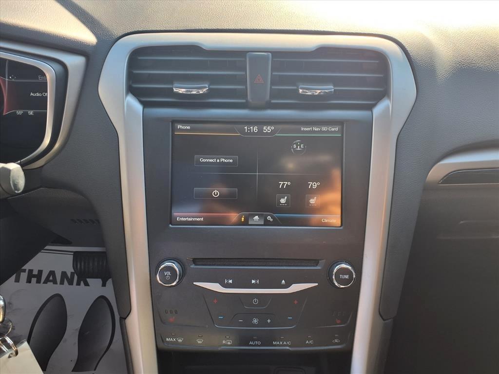 Ford Fusion SE 2015