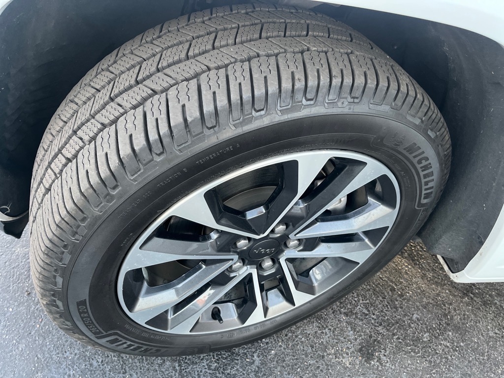 Jeep Grand Cherokee L Overland 4WD 2021