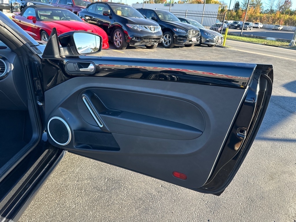 Volkswagen Beetle 1.8T S Convertible 2017