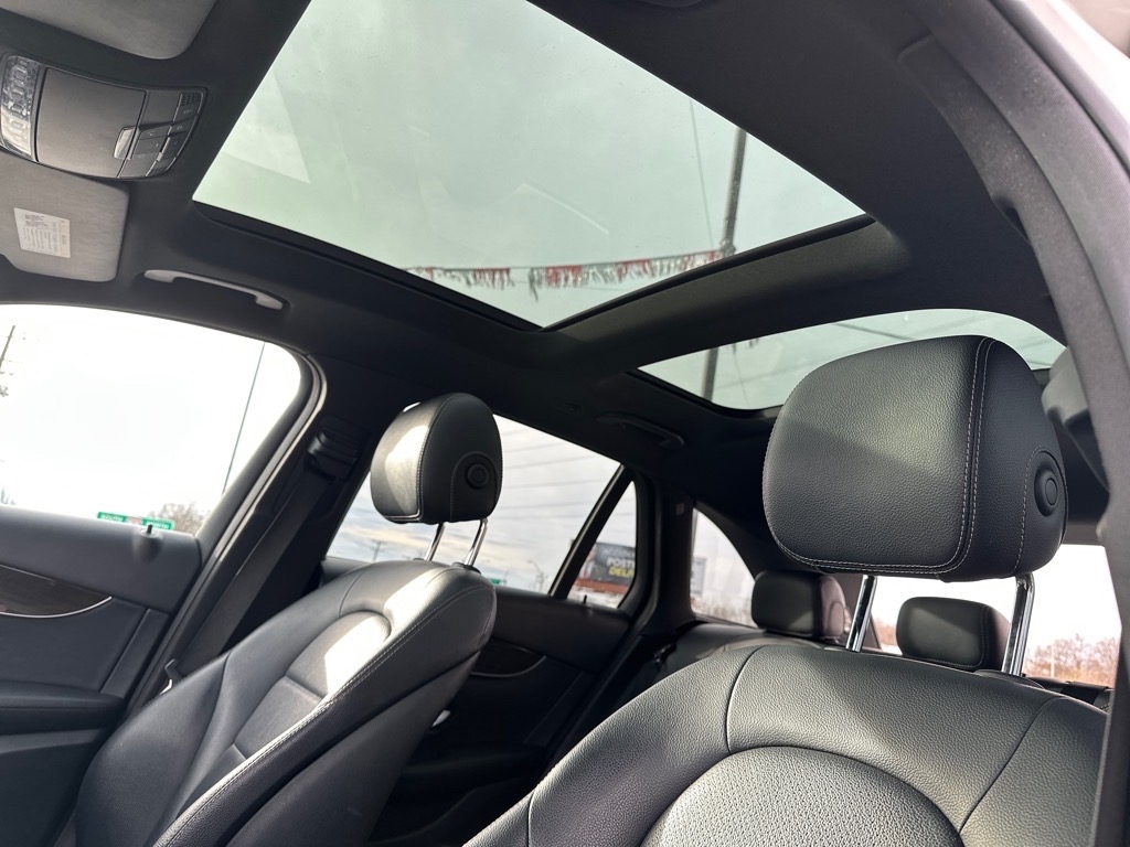 Mercedes-Benz GLC-Class GLC300 2018