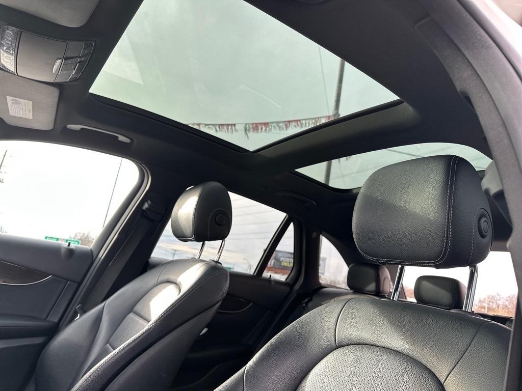 Mercedes-Benz GLC-Class GLC300 2018