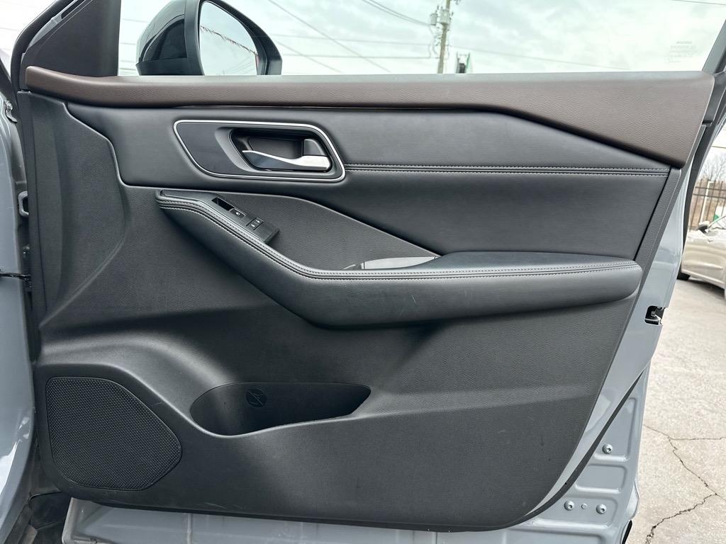 Nissan Rogue Platinum AWD 2021