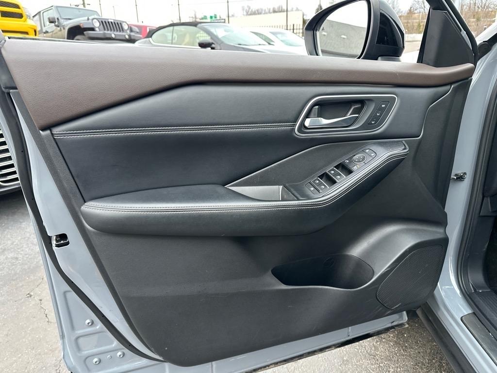 Nissan Rogue Platinum AWD 2021