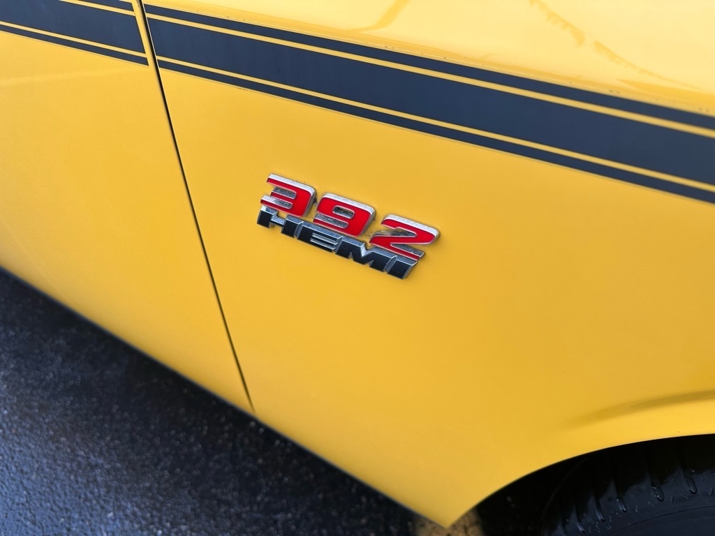 Dodge Challenger SRT8 2012