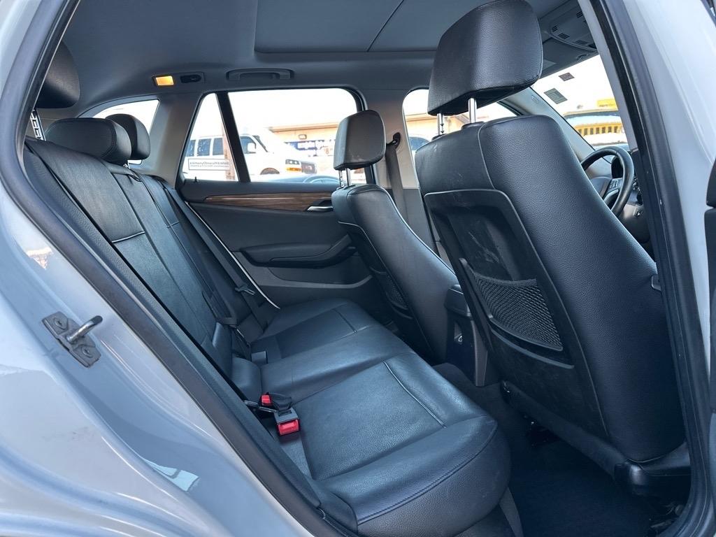 BMW X1 photo 9