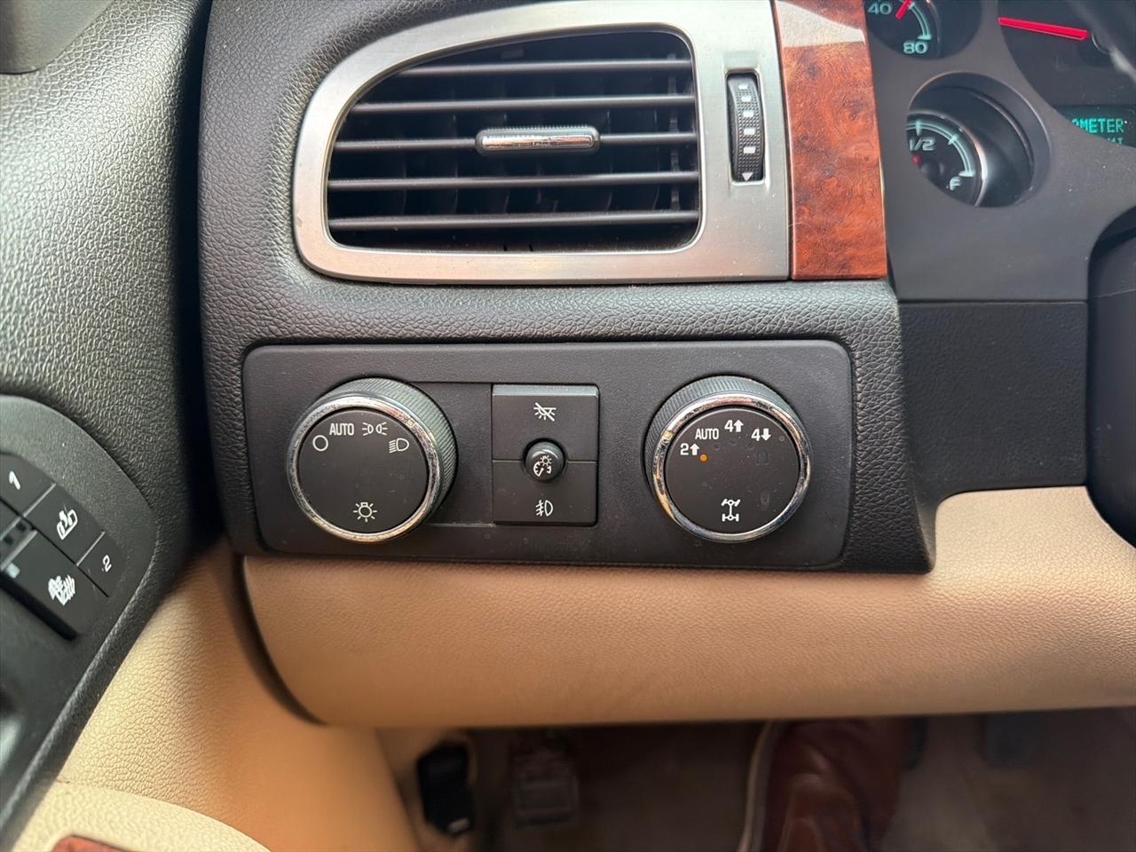 Chevrolet Avalanche LTZ 4WD 2007