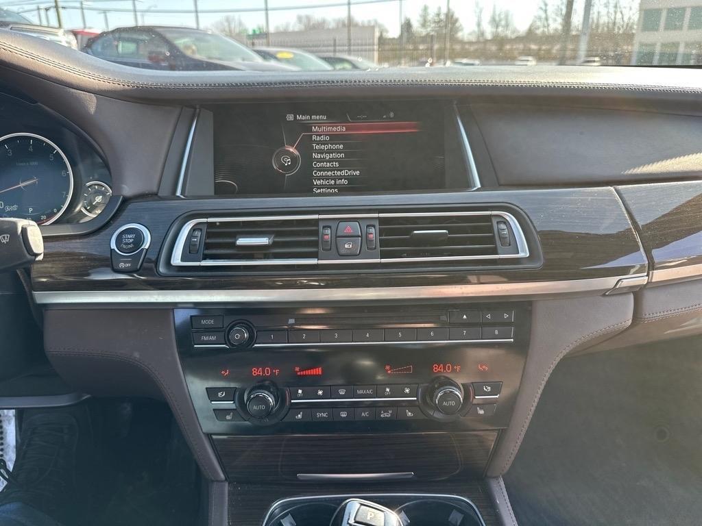 BMW Alpina B7 LWB xDrive 2015