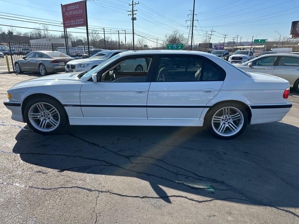 BMW 7-Series 740iL 2001