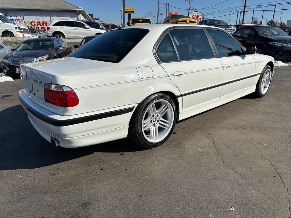 BMW 7-Series 740iL 2001