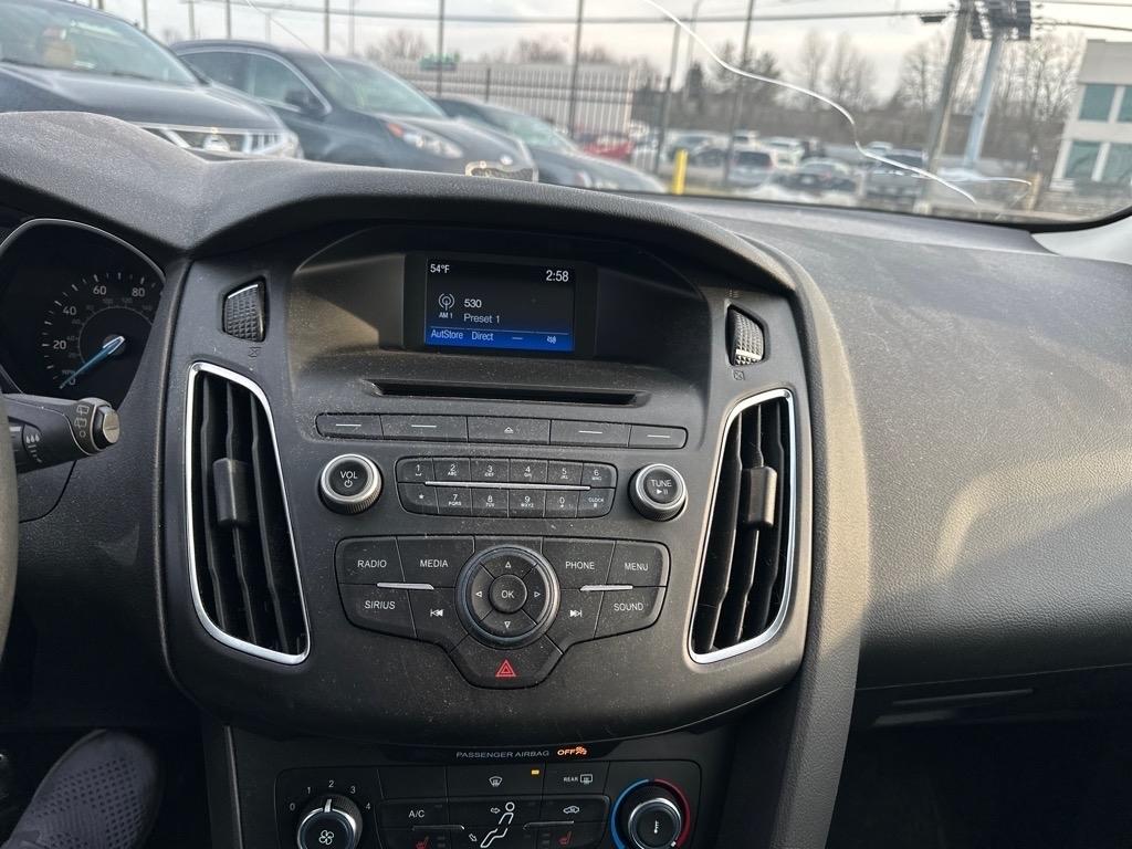 Ford Focus SE Hatch 2016