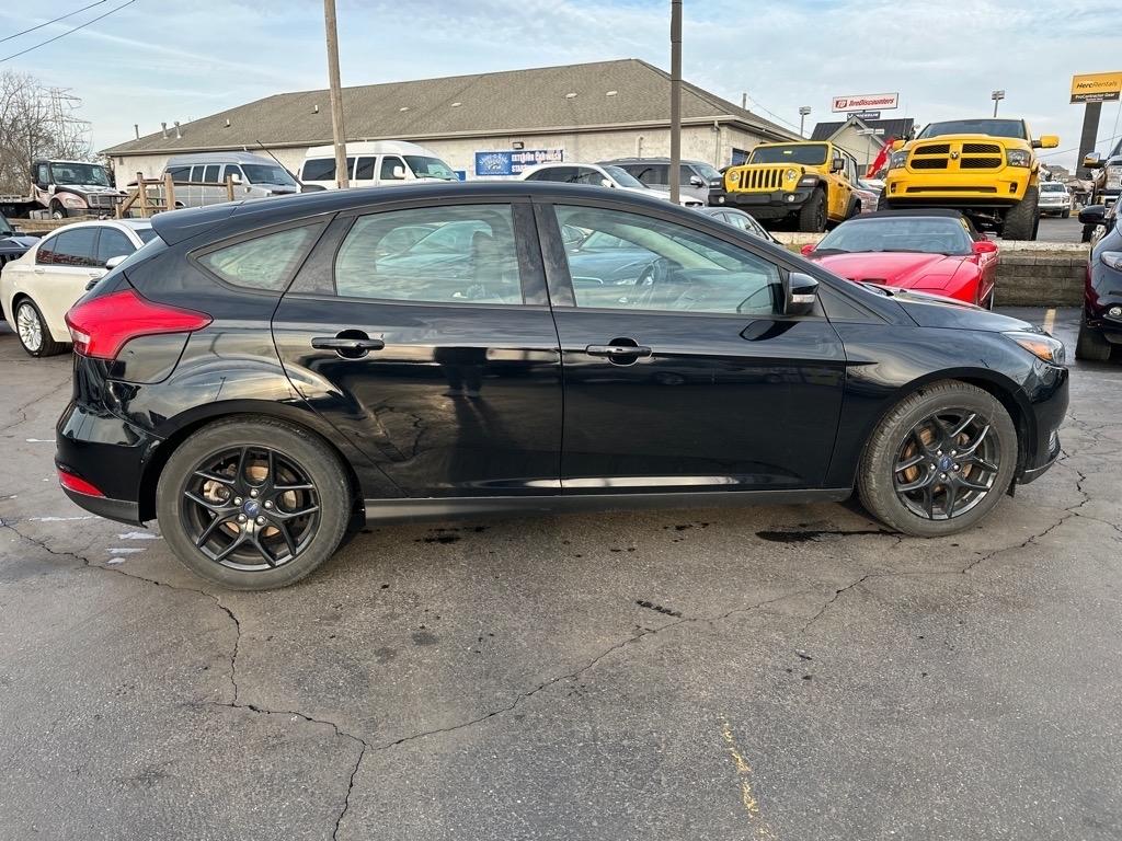 Ford Focus SE Hatch 2016