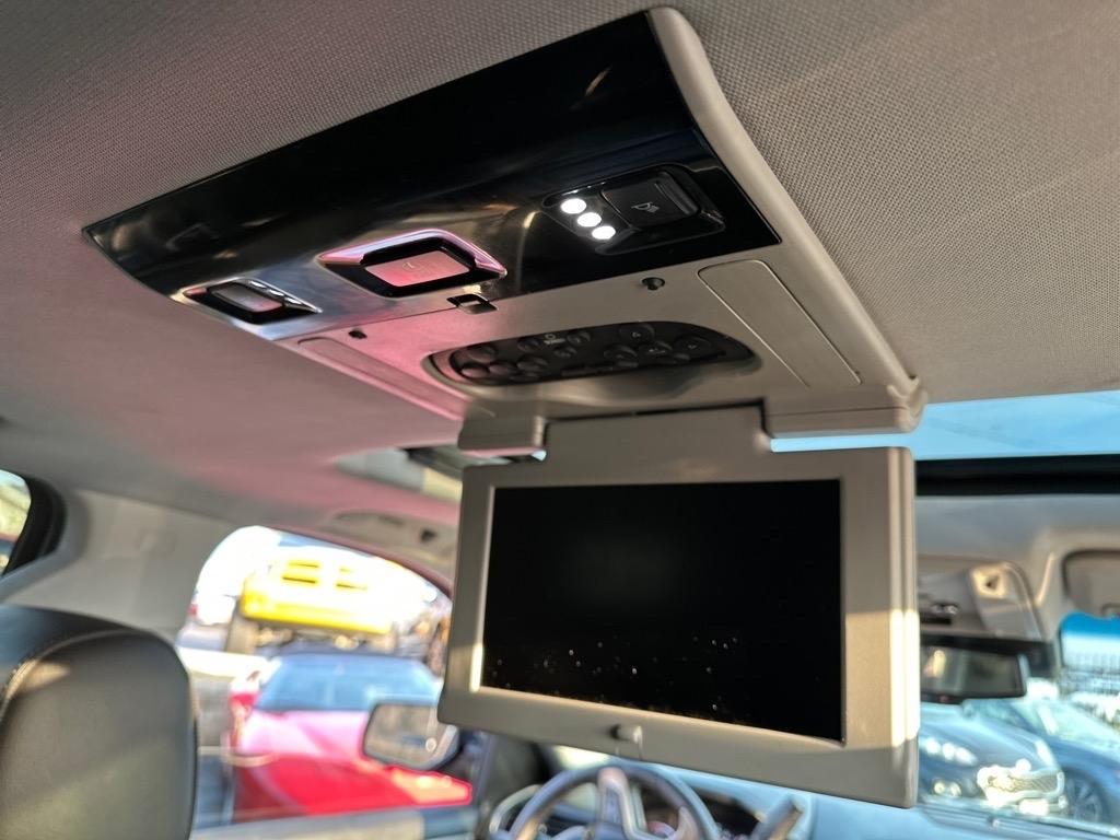 GMC Yukon Denali 4WD 2015