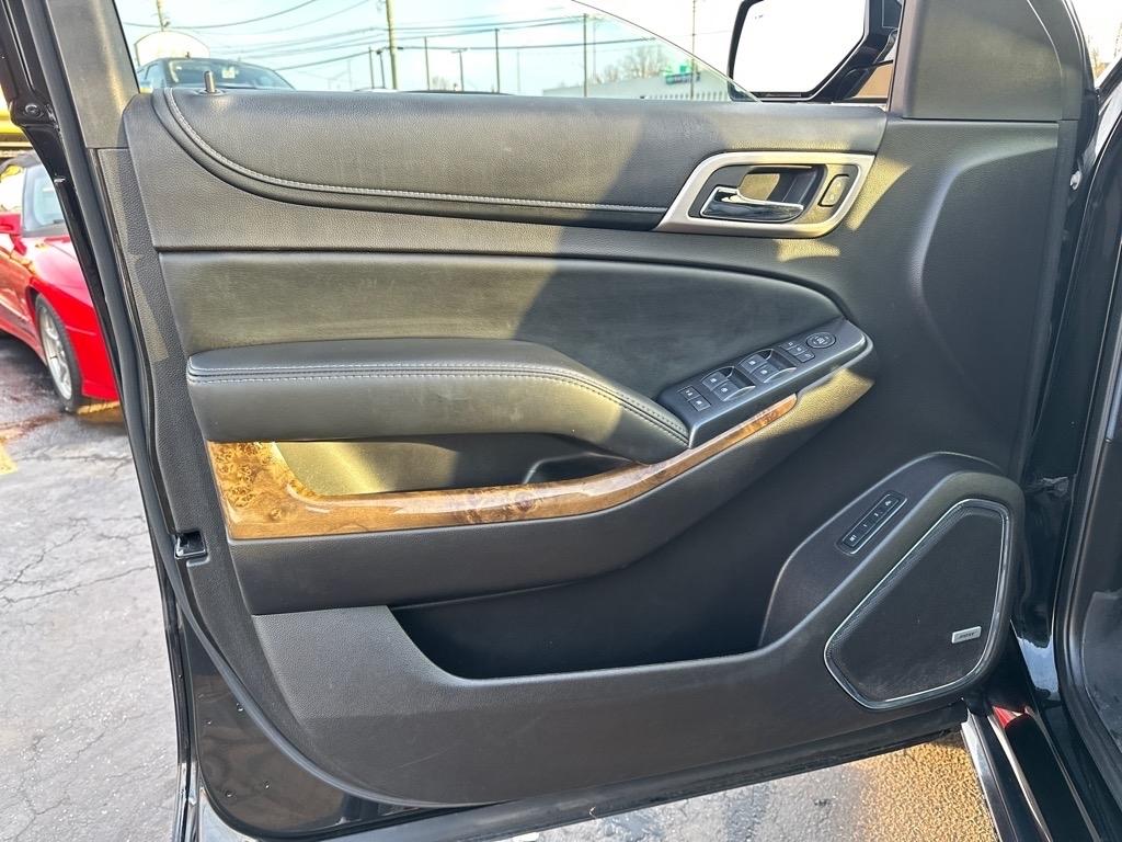 GMC Yukon Denali 4WD 2015