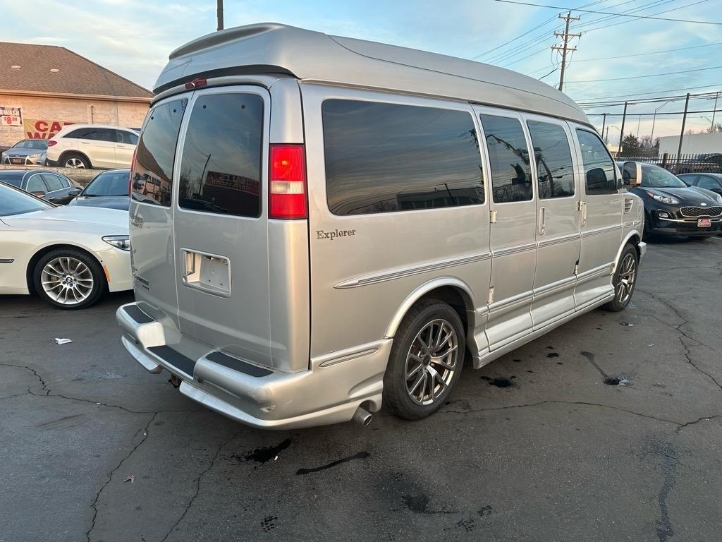 Chevrolet Express G1500 3LT RV 2011