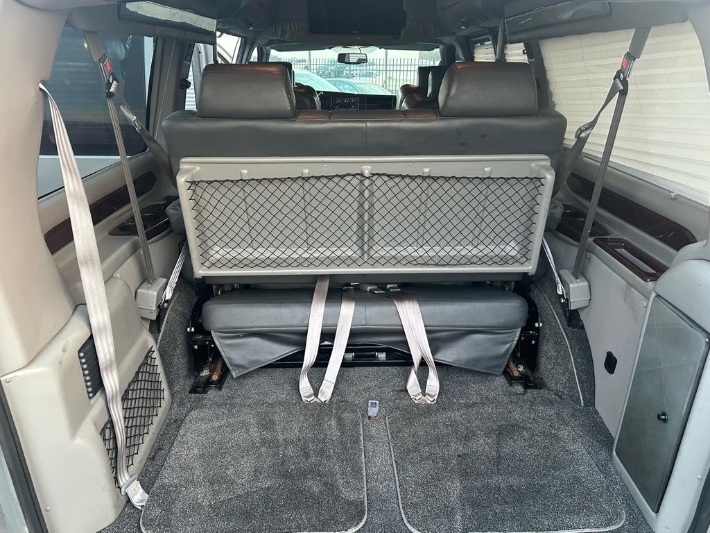 Chevrolet Express G1500 3LT RV 2011